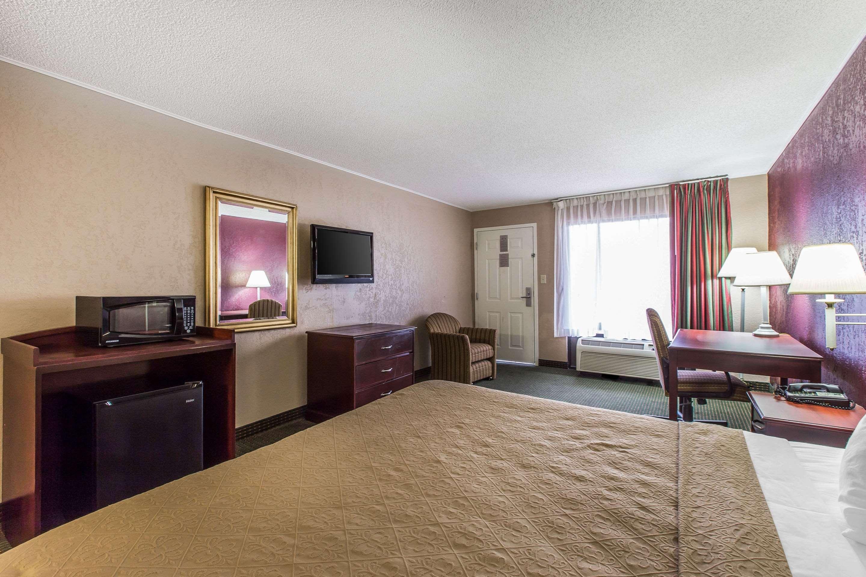 Quality Inn Tifton Exterior photo