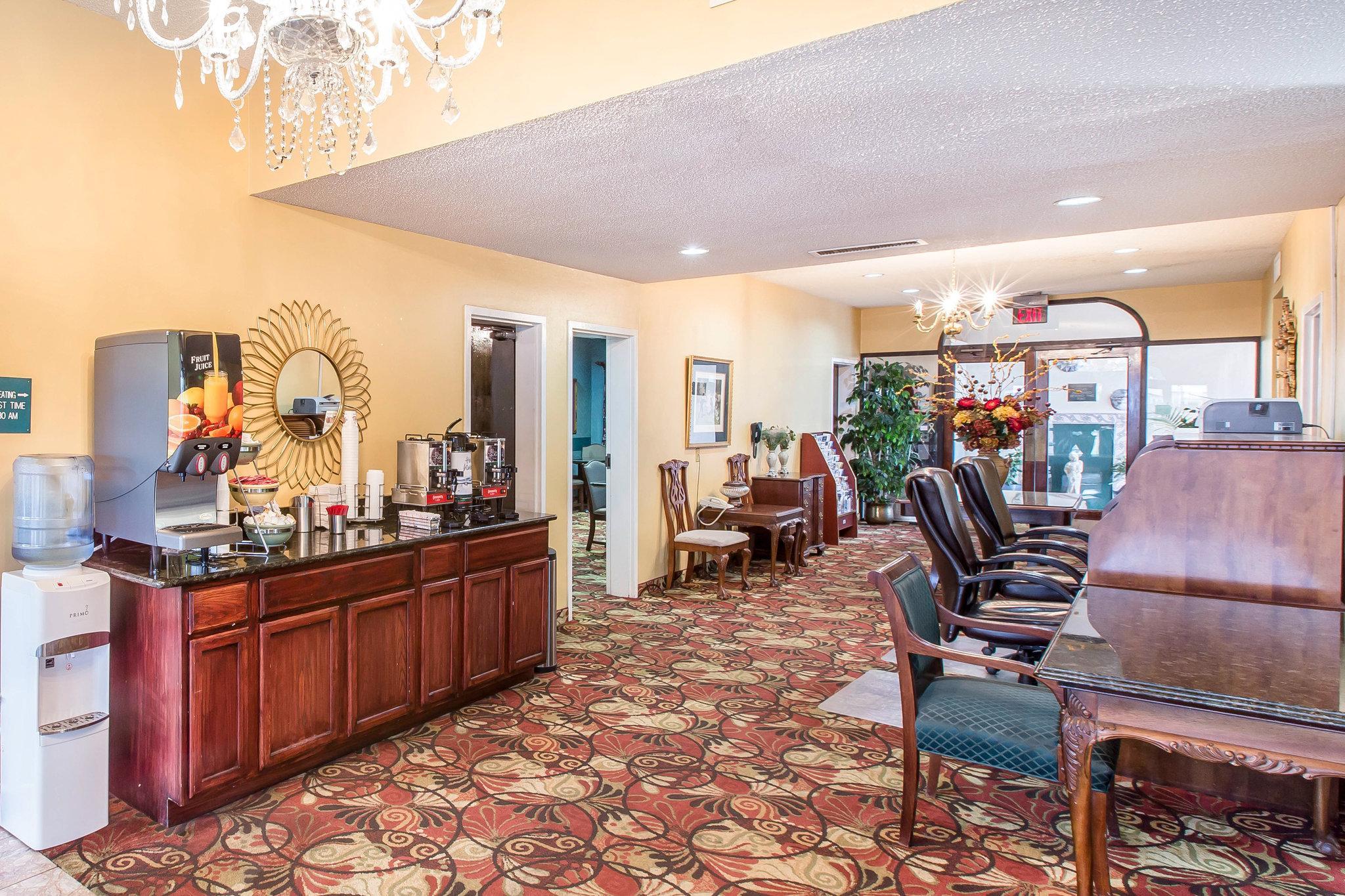 Quality Inn Tifton Exterior photo