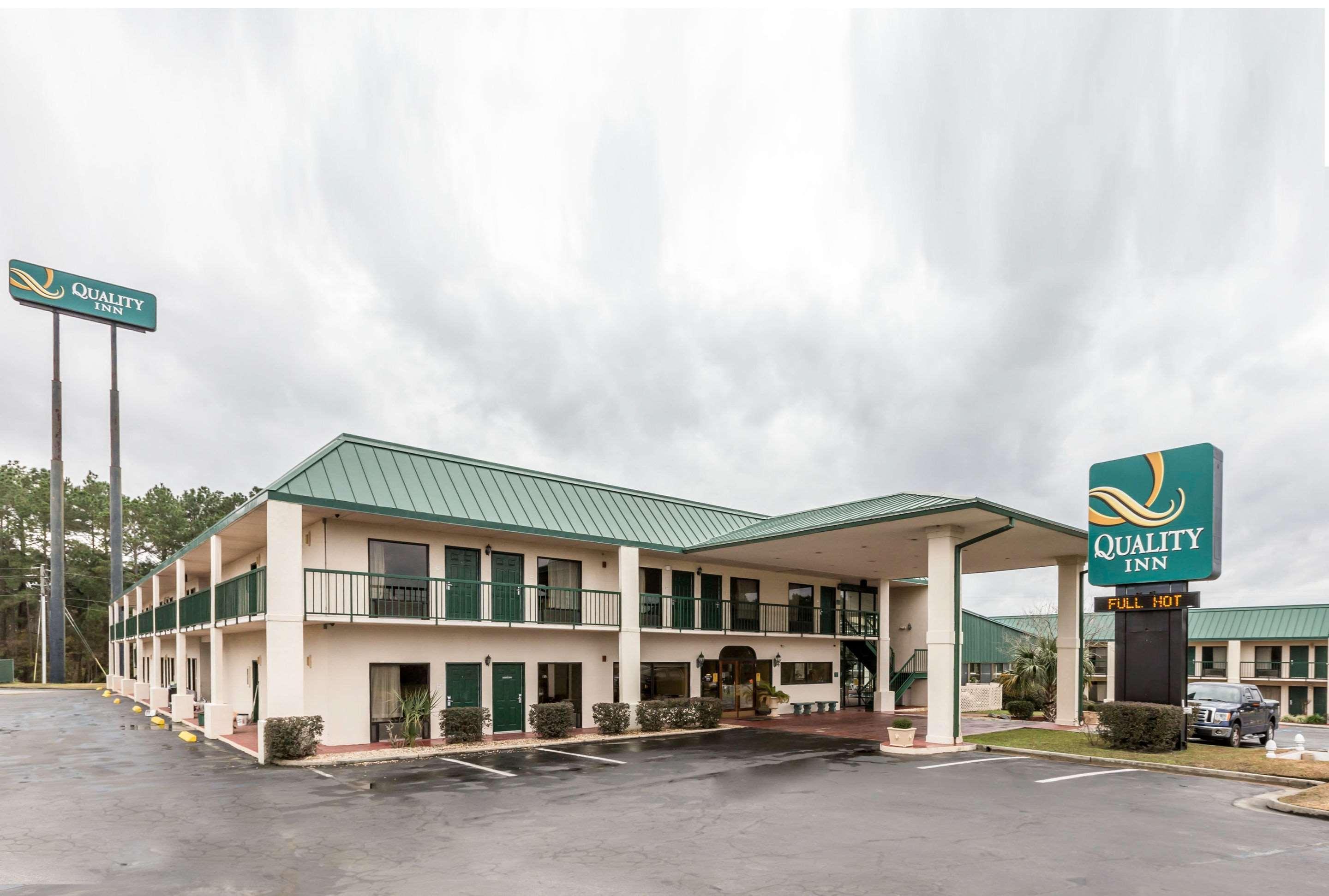 Quality Inn Tifton Exterior photo