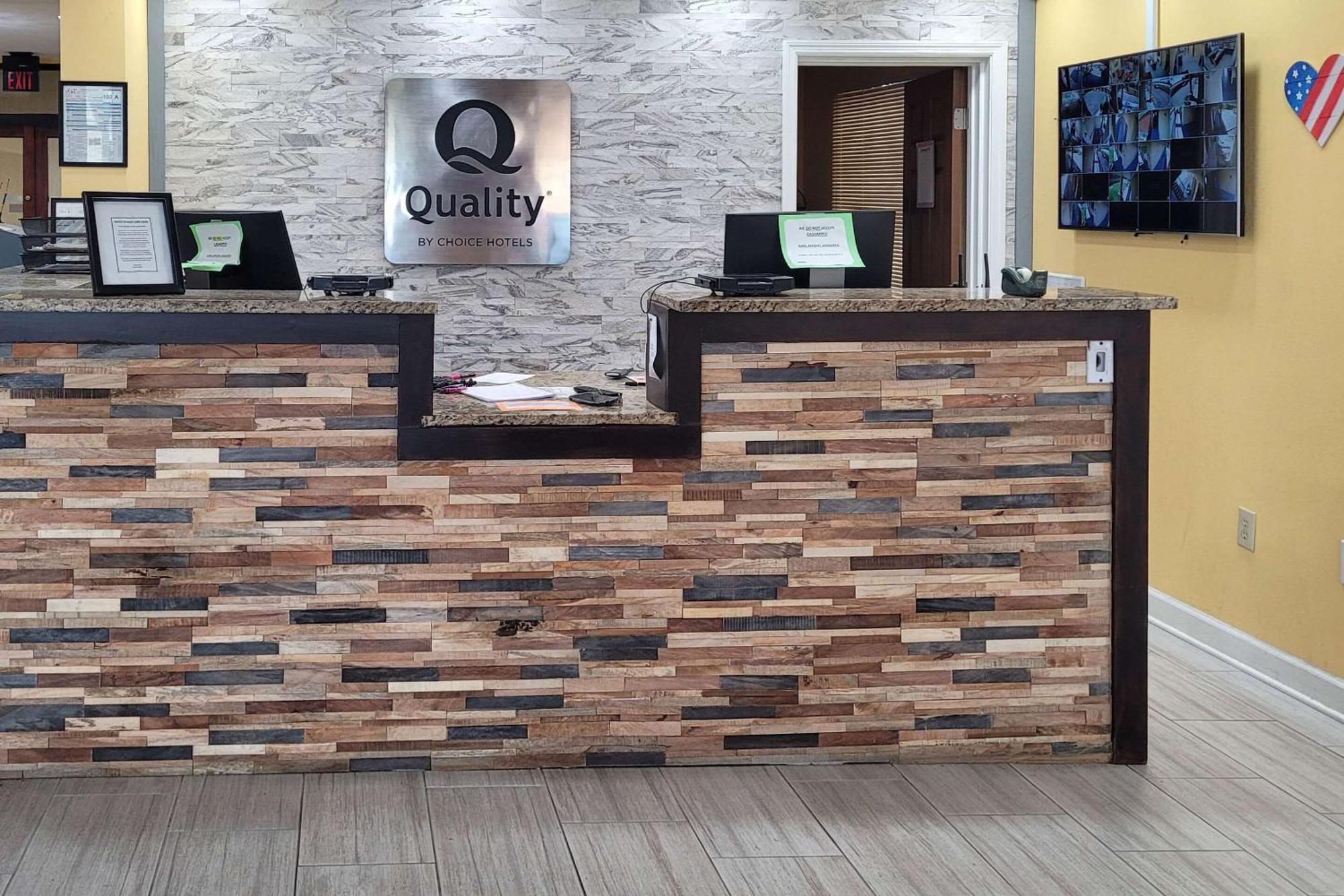 Quality Inn Tifton Exterior photo